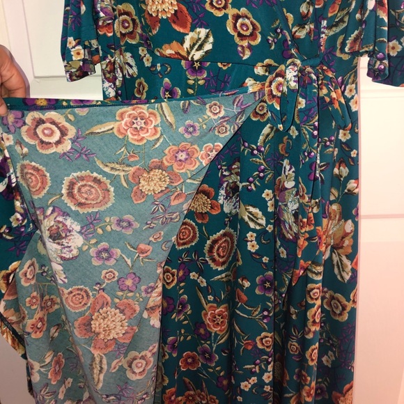 Soprano faux wrap High low floral dress - Picture 2 of 3